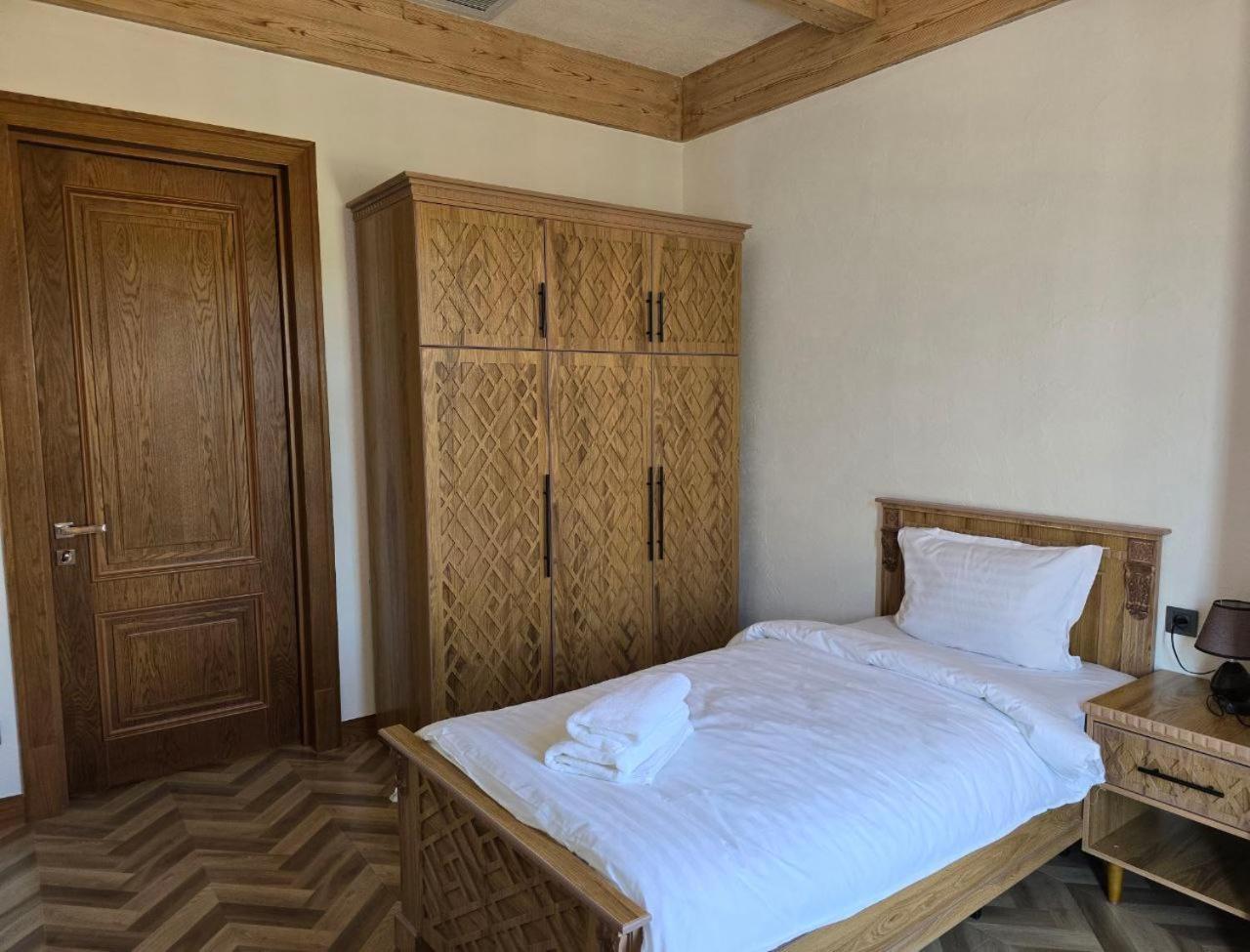 Pana Hotel Gazalkent 外观 照片